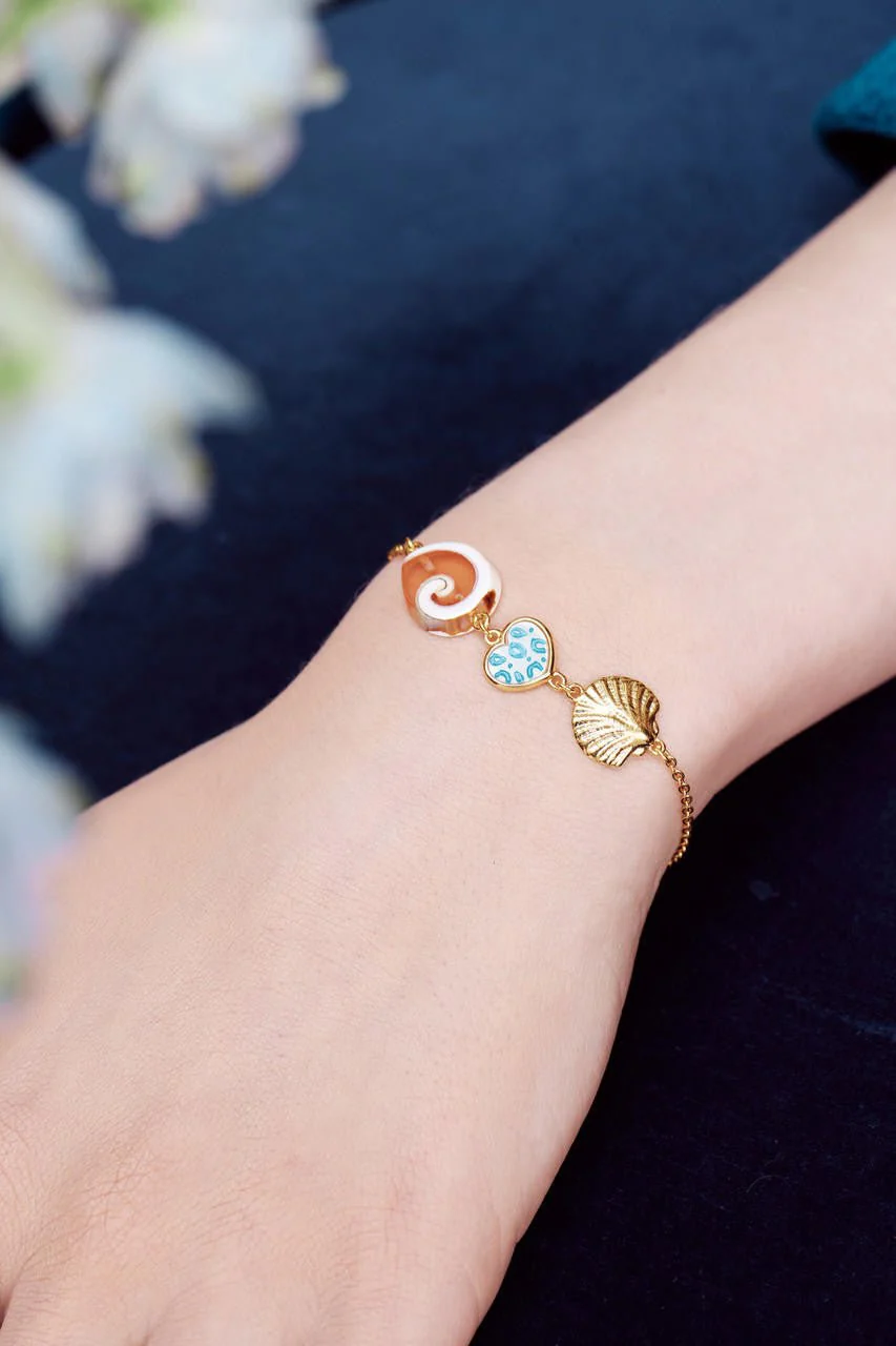 Mother Of Pearl And Seashell Thin Bracelet | AOGL2051 - Image 4