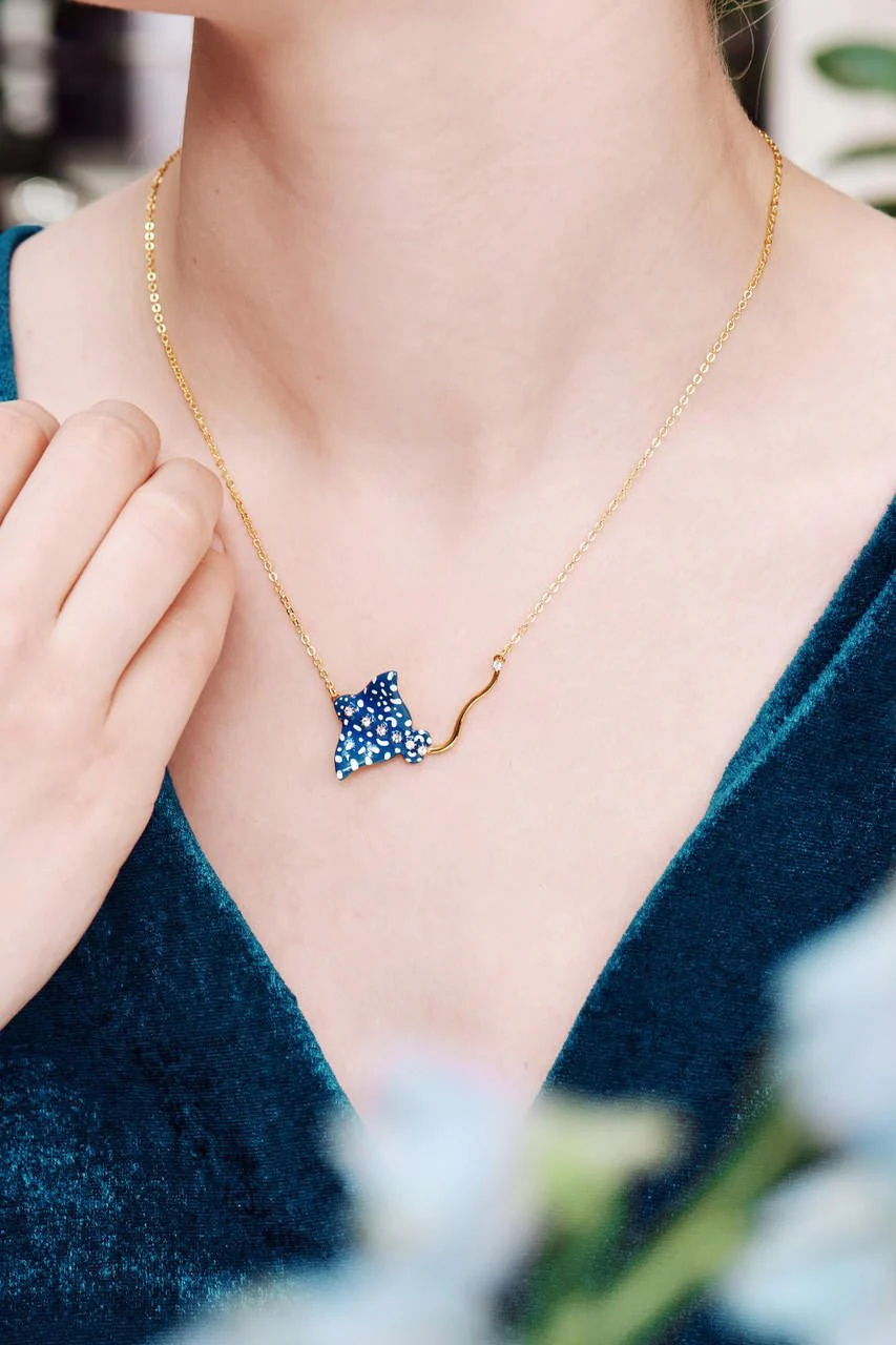 Speckled Blue Eagle Ray Pendant Necklace | AOGL3071 - Image 5