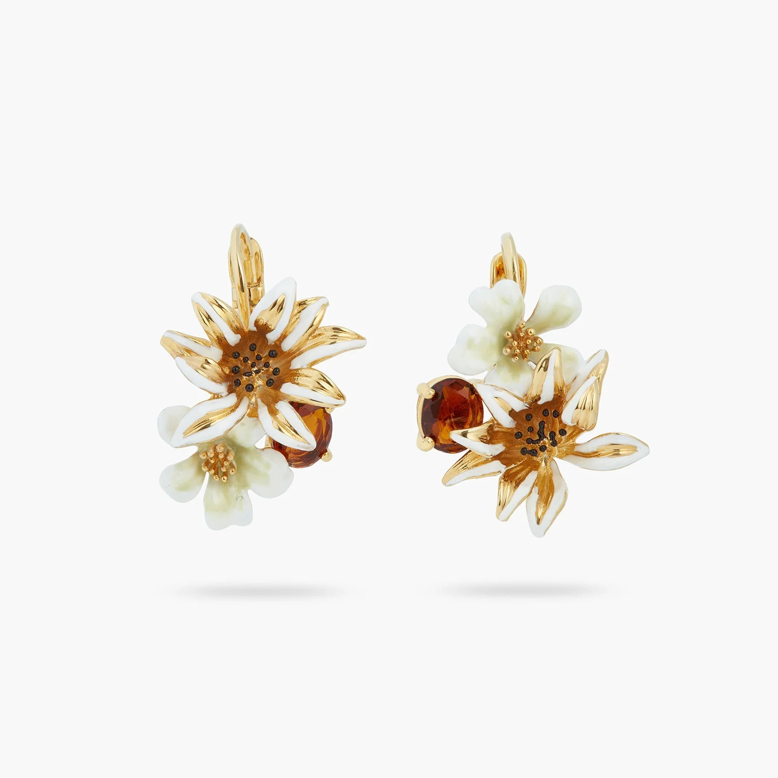 White And Gold Flowers And Faceted Crystal Earrings | ASTM1071 - Image 4