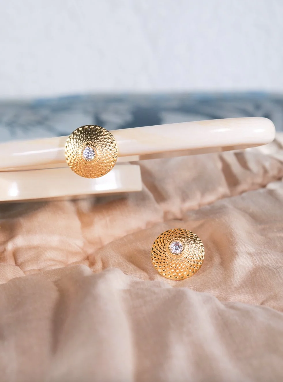 Wickerwork Disc Earrings | ASVA1021 - Image 4