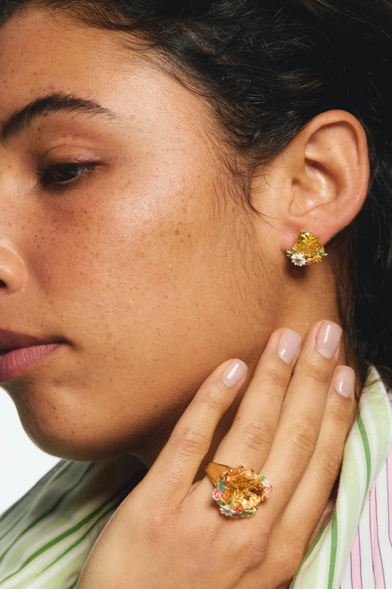 Yellow Heart, Zinnias And Daisies Sleeper Earrings | AVJC1081 - Image 5