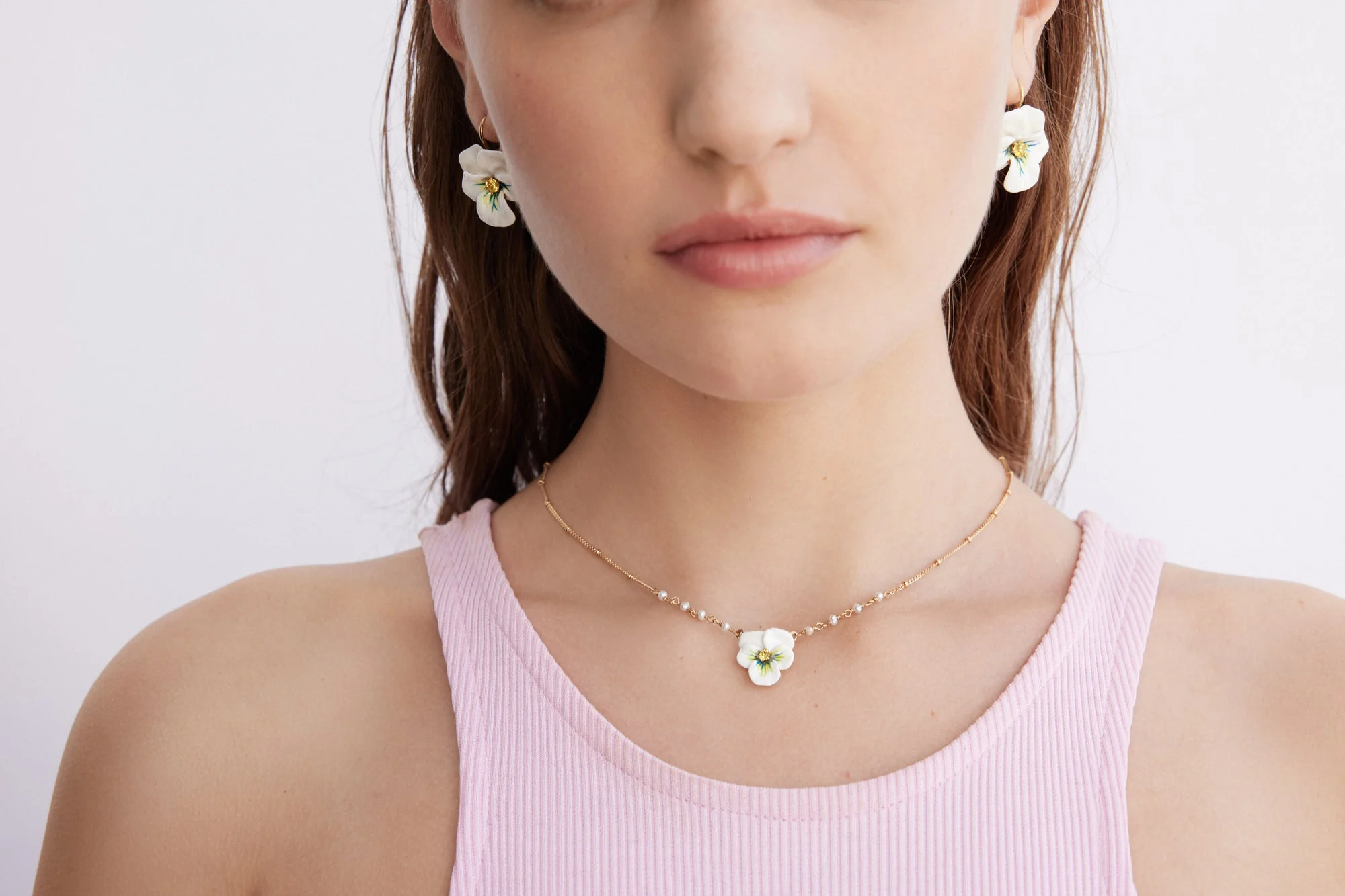 White Pansy And Cut Crystal Earrings | AXMP1031 - Image 5