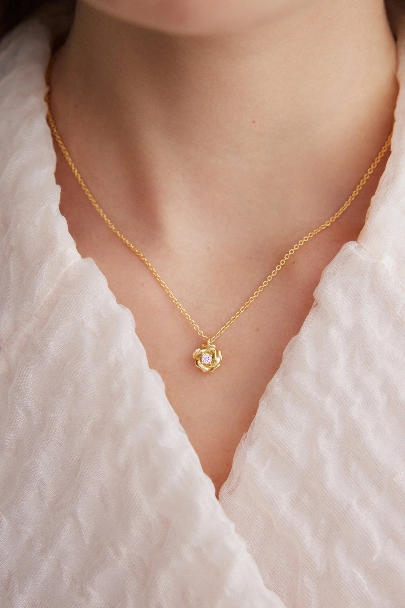 Gold Mona Lisa Rose And Pink Crystal Necklace | AXRF3041 - Image 3